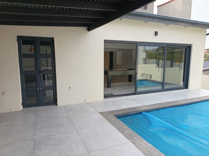 3 Bedroom Property for Sale in Lovemore Park Eastern Cape